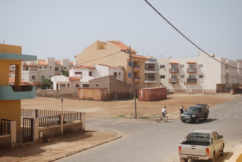 Surf House Cabo Verde سانتا ماريا المظهر الخارجي الصورة