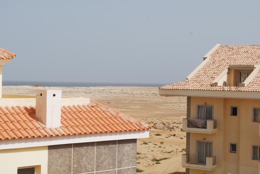 Surf House Cabo Verde سانتا ماريا المظهر الخارجي الصورة