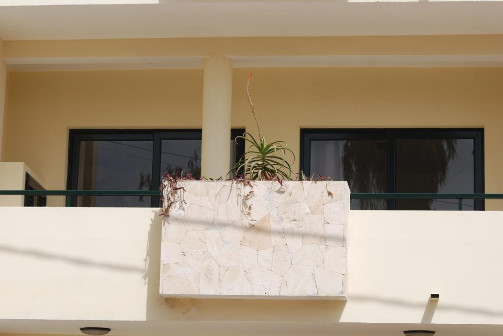 Surf House Cabo Verde سانتا ماريا المظهر الخارجي الصورة